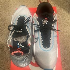 Nike Airmax 2090 mens size 9.5